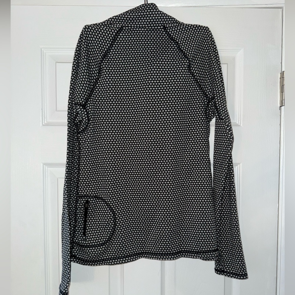 Eddie Bauer Black & Gray Patterned Quarter Zip Pullover Size L